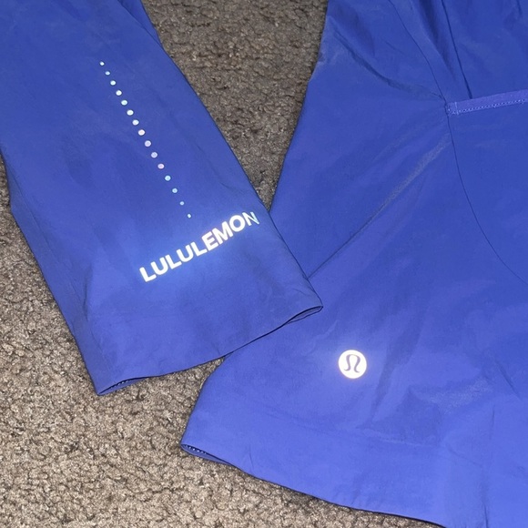 Lululemon Fast and Free Windbreaker SpeedWeave Jacket Charged Indigo 10 - Picture 8 of 9